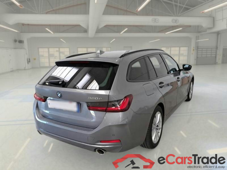 BMW SERIE 3 / 2022 / 5P / STATION WAGON 320E TOURING AUTO #2