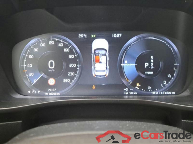 VOLVO XC40 / 2017 / 5P / SUV T5 PLUG-IN HYBRID AUTO RECHARGE INSCR. #4
