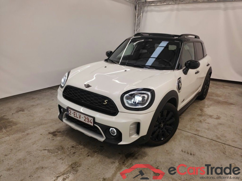 Mini Countryman Cooper S E ALL4 AT 5d #1