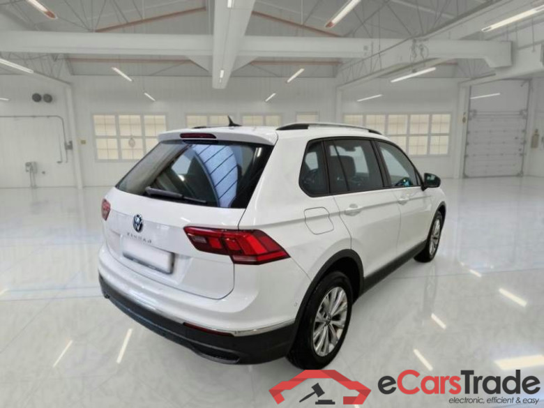 VOLKSWAGEN TIGUAN / 2020 / 5P / SUV 2.0 TDI SCR 110KW LIFE DSG #2