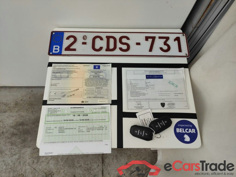 Peugeot 3008 1.5 BlueHDi 96kW S&S Allure Pack 5d #4