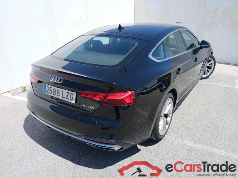 AUDI A5 / 2019 / 5P / berlina con portón Advanced 35 TDI 120kW S tronic Sportback #2