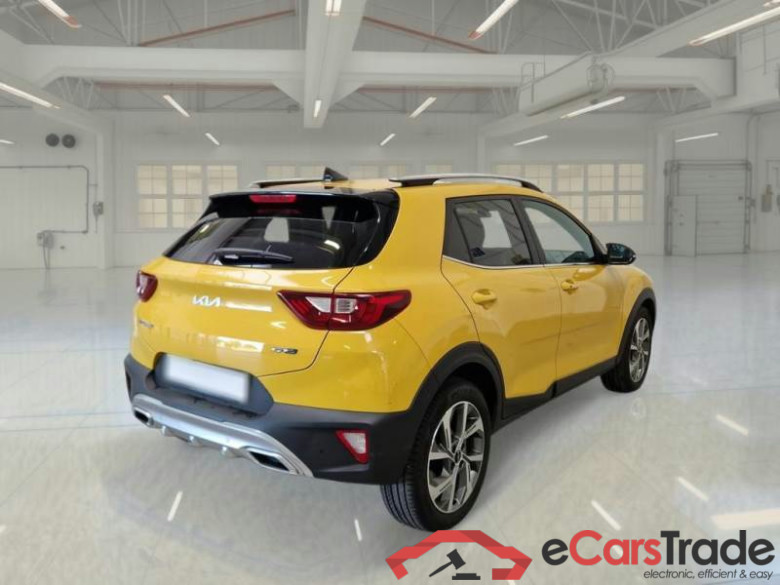 KIA STONIC / 2017 / 5P / SUV 1.0 T-GDI 88KW MHEV GT LINE DCT #2