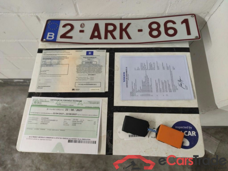 Volvo XC40 T2 Geartronic Momentum Core 5d #4