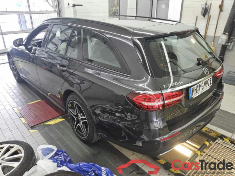 Mercedes-Benz E T-Modell (BM 213)(06.2016->) DE - Kb5 E 300 de EU6d, AMG Line, (Facelift) 2020 - 2023 #4