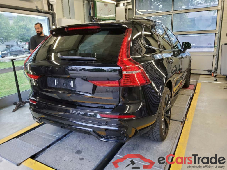 Volvo XC60 (03.2017->) DE - SUV5 B5 (Benzin) AWD EU6d, Ultra Black Edition Mild-Hybrid, (Facelift) 2023 #3
