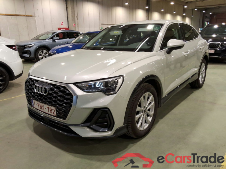 AUDI Q3 Sportback 2.0 35 TDI S TRONIC BUSINESS EDITION