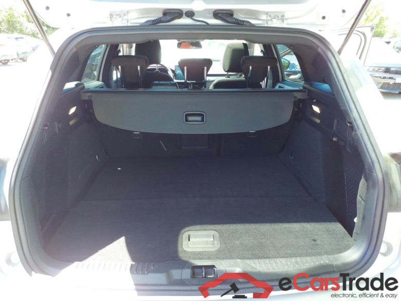 FORD Focus FORD Focus SW 1.0 Ecoboost ST-LINE X 1.0 EcoBoost Hybrid 155 ch S&S (mHEV) Powershift +  winter pack + toit panoramic #2