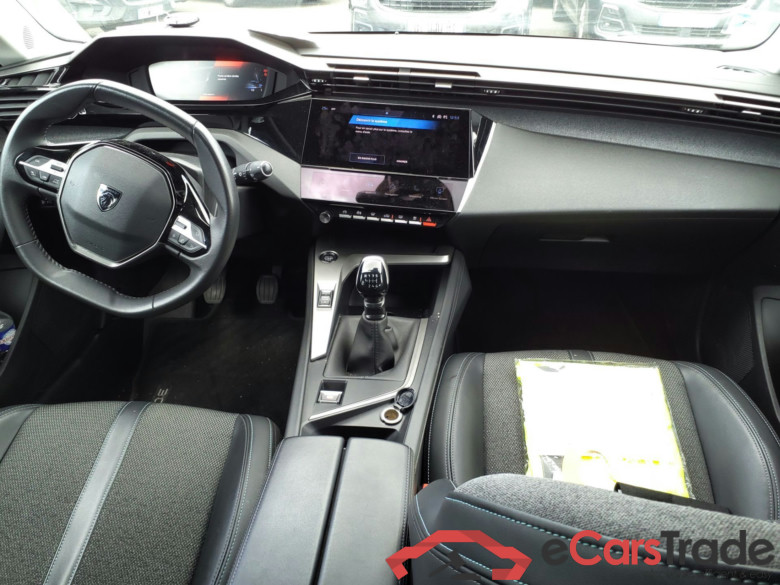 PEUGEOT 308 PEUGEOT 308 SW 1.2 PureTech Allure 130 #4
