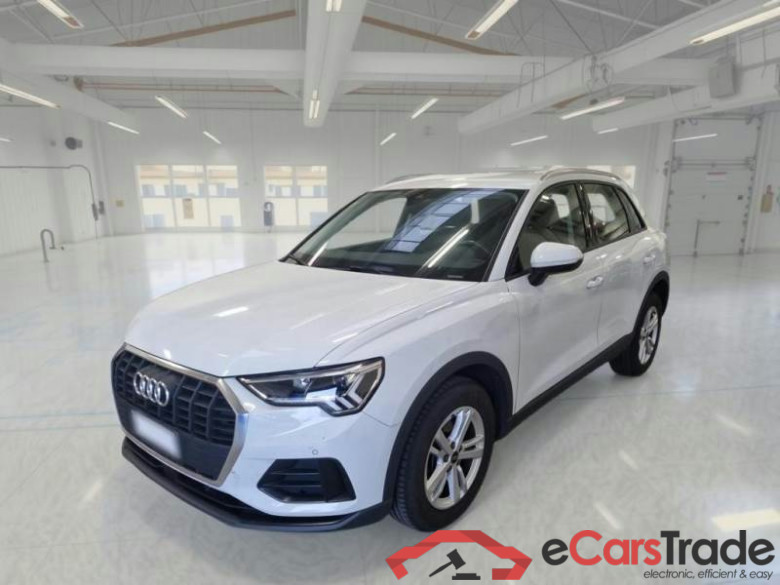 AUDI Q3 / 2018 / 5P / SUV 35 TDI S TRONIC BUSINESS