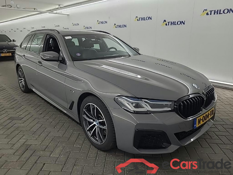 BMW 5-serie Touring 530e Business Edition Plus 5D 215kW #2