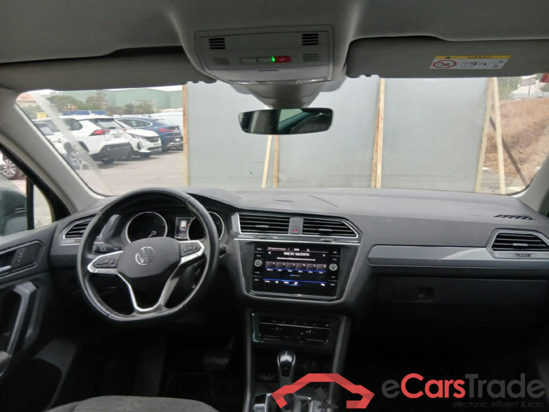 VOLKSWAGEN Tiguan / 2020 / 5P / todoterreno Life 2.0 TDI 110kW (150CV) DSG (AC2) #3
