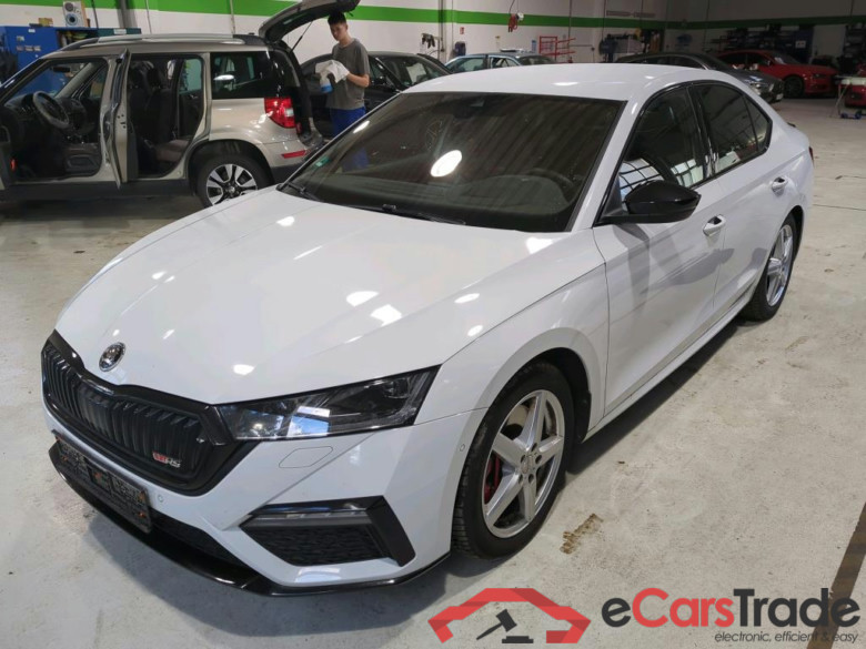 Achtung Hagelschaden!!! Octavia Lim. RS Plus 2.0 TSI 180KW AT7 E6d