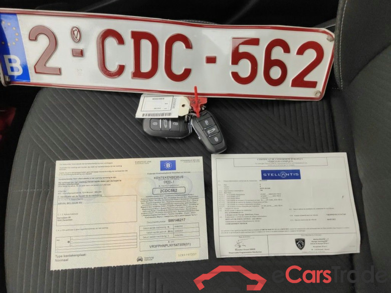 Peugeot 308 1.2 PureTech 110 S&S Active Pack 5d #4