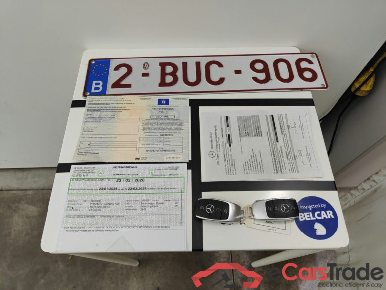 Mercedes-Benz EQA EQA 250 Business Solution Luxury 5d #4