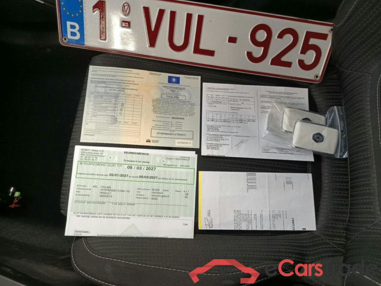 Renault Mégane Berline TCe 140 EDC GPF Intens 5d #4