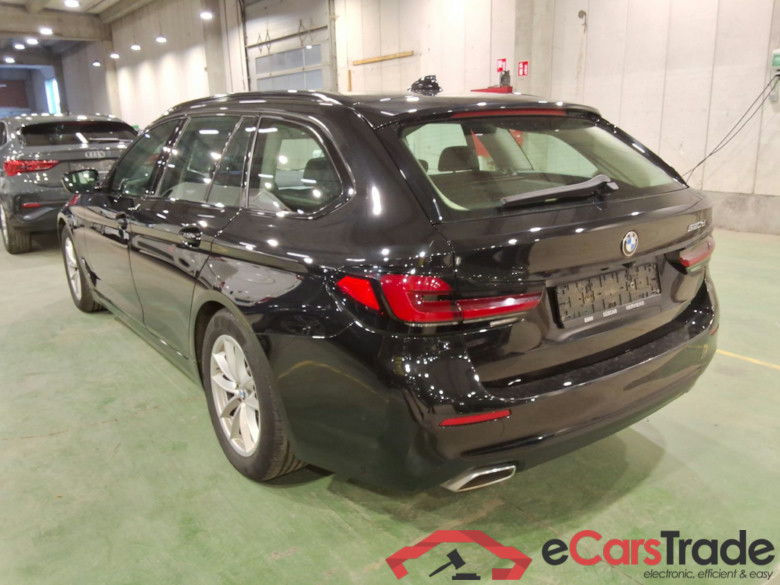 BMW 5 SERIES TOURING 2.0 520D 120KW TOURING AUTO #2