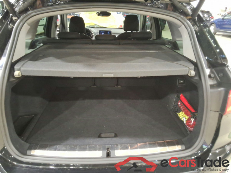 BMW X1 1.5 SDRIVE16D #3