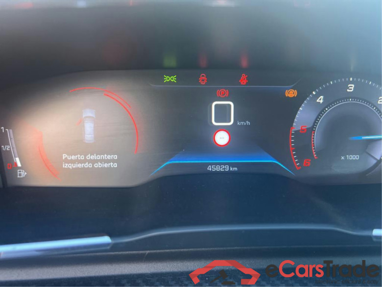 PEUGEOT 508 / 2018 / 5P / berlina con portón 5P Business Line BlueHDi 96kW S&S 6vel (AC) #5