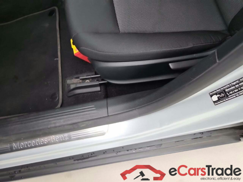 MERCEDES-BENZ A-KLASSE 1.3 180 7G-DCT ESSENTIAL LINE #6