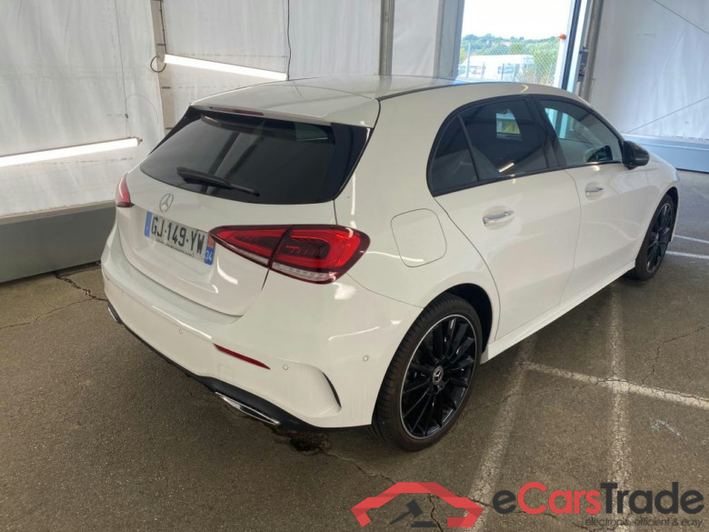 MERCEDES-BENZ Classe A Compact / 2018 / 5P / Berline A 250 e AMG Line 8G-DCT #4