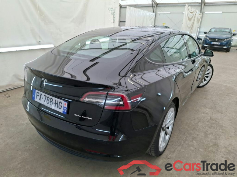 TESLA Model 3 / 2018 / 4P / Berline Grande Autonomie Dual Motor AWD #4