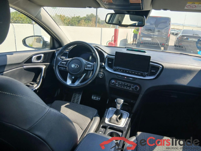 KIA XCeed / 2019 / 5P / todoterreno 1.6 GDi PHEV 104kW (141CV) eTech #3