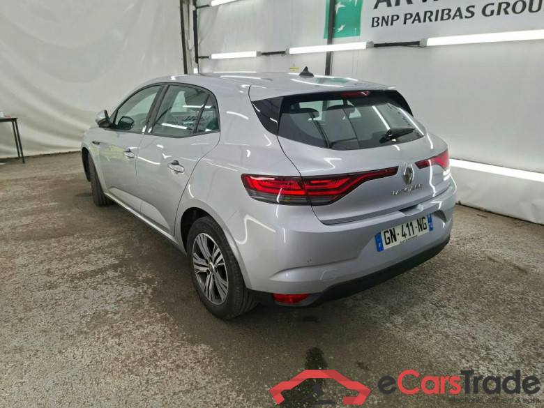 RENAULT Mégane Berline / 2020 / 5P / Berline evolution TCe 140 #2
