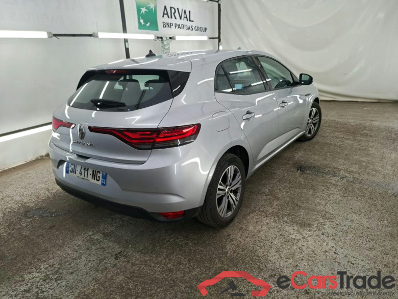 RENAULT Mégane Berline / 2020 / 5P / Berline evolution TCe 140 #3