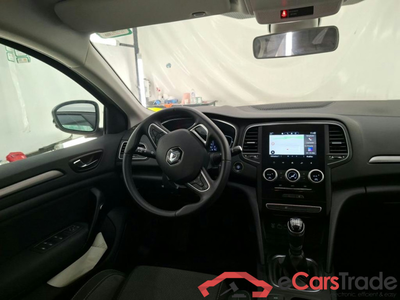 RENAULT Mégane Berline / 2020 / 5P / Berline evolution TCe 140 #5