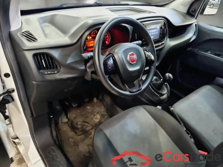 FIAT DOBLÒ CARGO / 2014 / 4P / VETT. FURGONATA CH1 LOUNGE 1.6 MJET 105CV E6D-F SeS #3