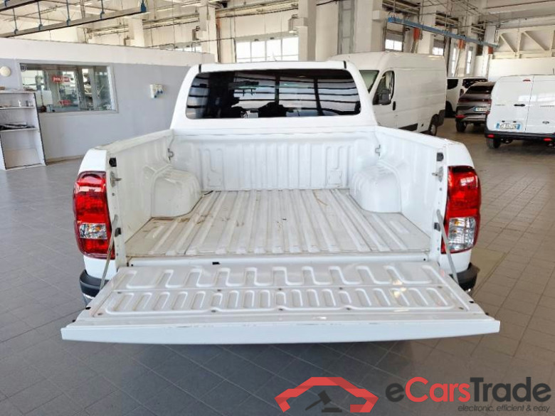TOYOTA HILUX / 2020 / 4P / AUT.CABINA DOPPIA 2.4 D-4D A/T DC 4WD LOUNGE #5