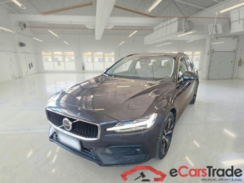 VOLVO V60 / 2019 / 5P / STATION WAGON B4 D AUTOM. CORE N1 #1