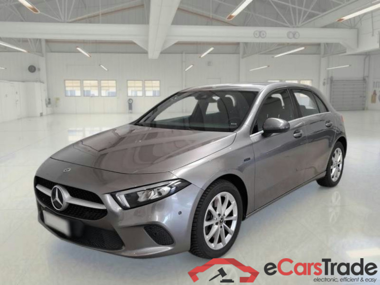 MERCEDES-BENZ CLASSE A / 2018 / 5P / BERLINA A 250 E EQ-POWER AUTO BUSINESS EXTRA