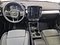 preview Volvo XC40 #2