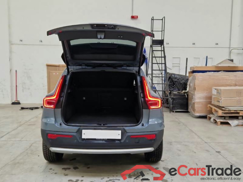 VOLVO XC40 / 2021 / 5P / SUV T5 RECHARGE PLUG-IN AUTO PLUS BRIGHT #5