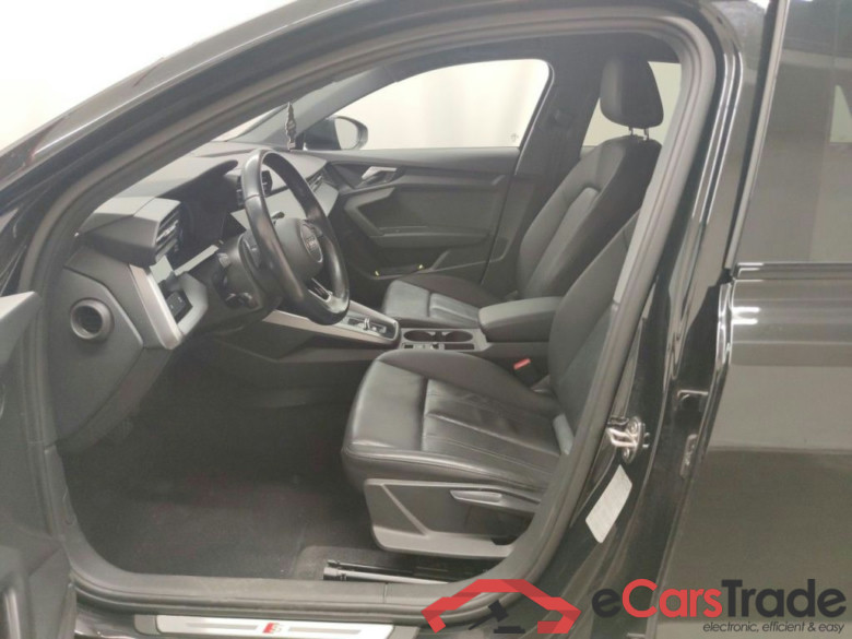 Audi A3 Sportback 1.4 40 TFSI e S Line 5d #3