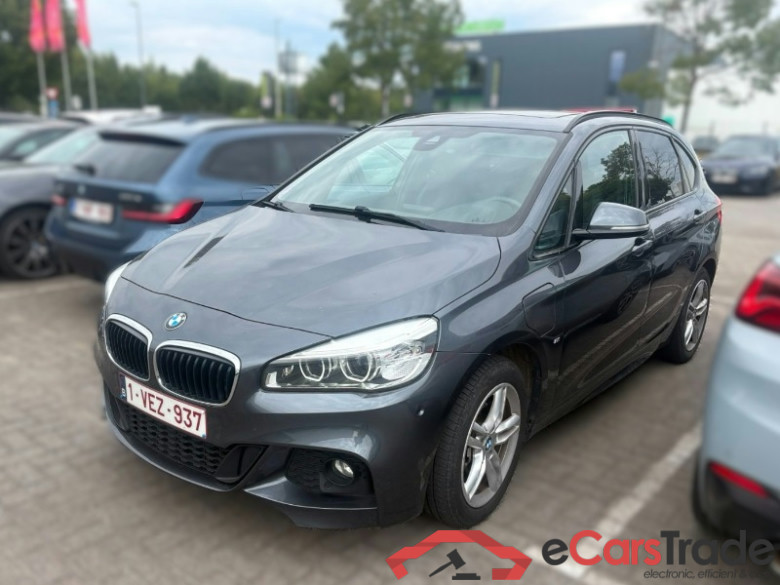 BMW 225xe Active Tourer Plug-In Hybrid xDrive M-Sport Aut. Pano LED Ambient Navi Sport-Leather KeylessGo Klima PDC ...