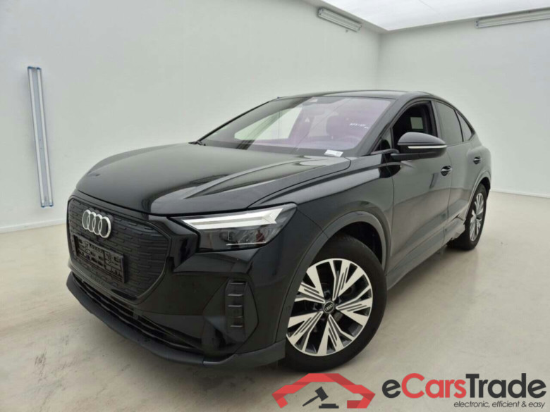 AUDI Q4 e-tron 50 Quattro  #1