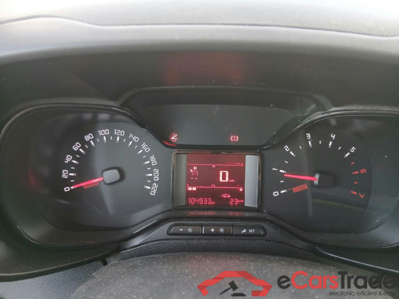 CITROEN Berlingo / 2018 / 5P / furgón derivado de turismo Doble Cab. Talla XL BlueHDi 100 CONTROL #4