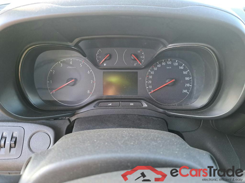 OPEL Combo / 2018 / 3P / furgón derivado de turismo 1.6 TD S/S 74kW (100CV) Express L H1 650 #4