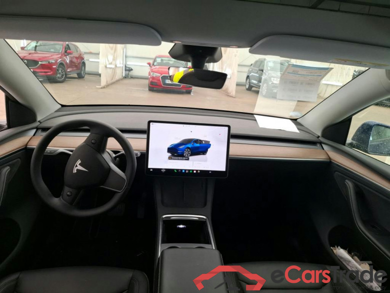 TESLA Model Y / 2020 / 5P / SUV Grande Autonomie Dual-Motor AWD #6