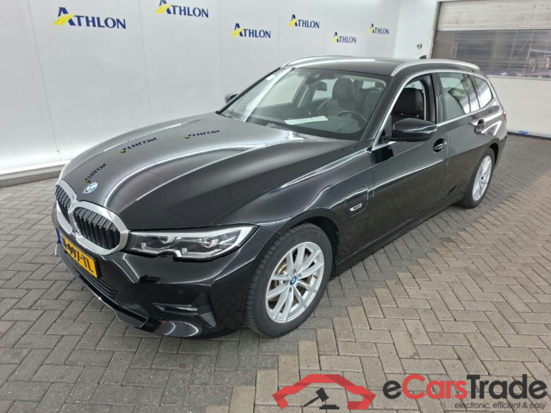 BMW 3-serie Touring 320e Business Edition Plus 5D 150kW #1