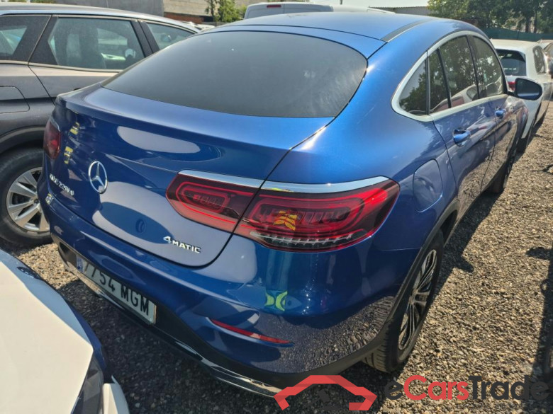 MERCEDES-BENZ GLC Coupé / 2019 / 5P / coupé GLC 220 d 4MATIC #2