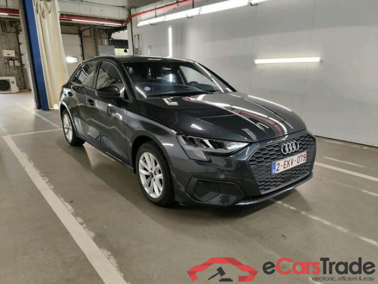 Audi A3 Sportback A3 Sportback 1.0 30 TFSi S tronic Attraction (Mild Hybrid) 81kW/110pk  5D/P Auto-7 - CO2 indicative #2