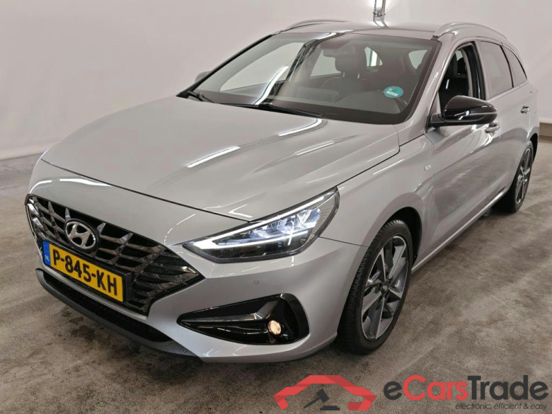 Hyundai i30 Wagon 1.5 T-GDI MHEV Premium 5d #1