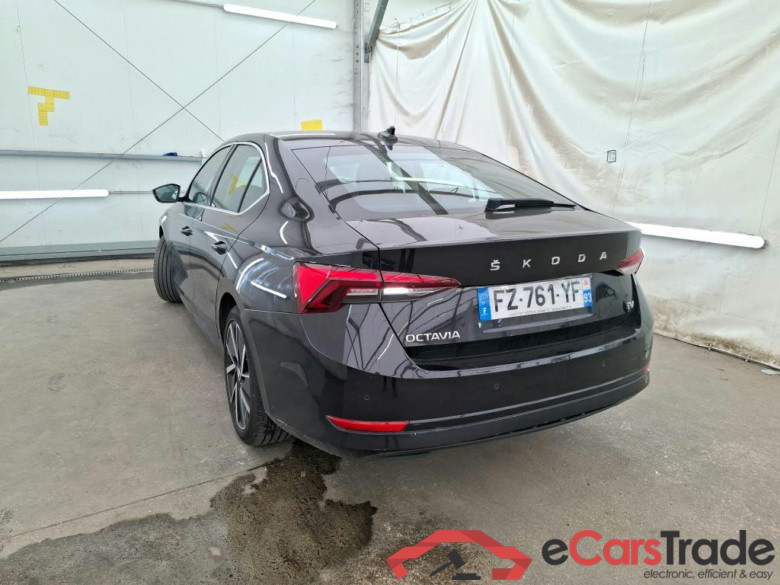 SKODA Octavia / 2020 / 5P / Berline 1.4 TSI PHEV iV 204 DSG6e Business #2