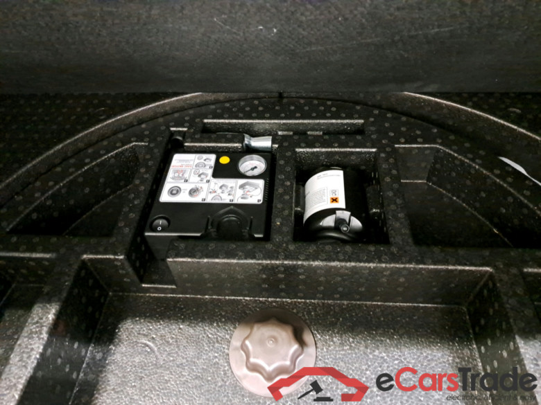 MG MG5 Luxury 61 kWh 156 hp #5