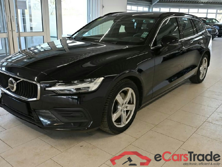 V60 Kombi Core 2.0 B4 145KW AT8 E6d