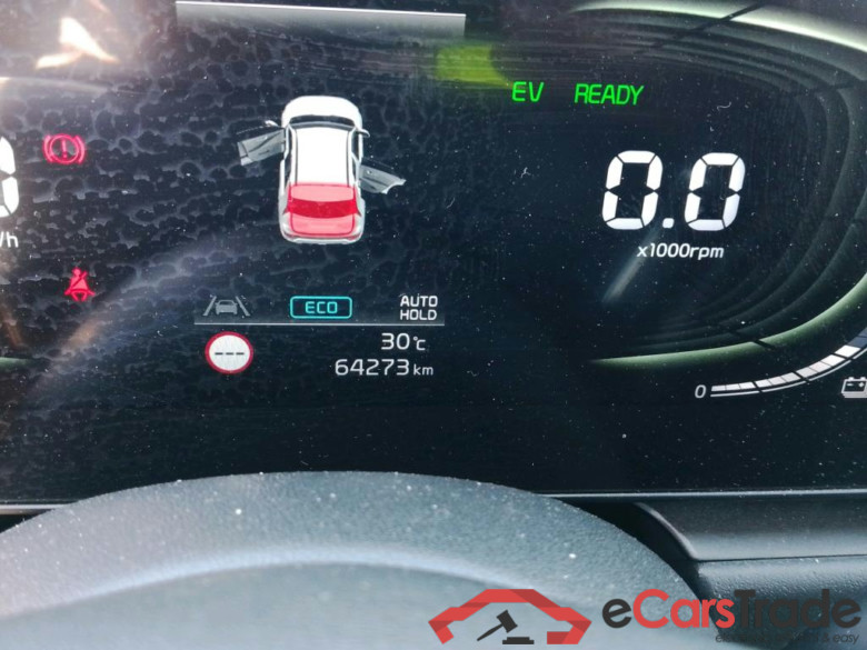 KIA Niro / 2022 / 5P / crossover 1.6 GDi PHEV 135kW (183CV) Drive #5